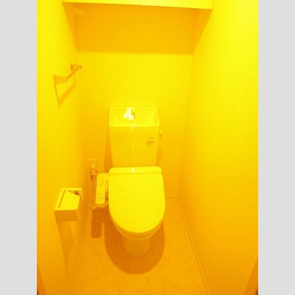 トイレ (301　温水洗浄暖房便座)