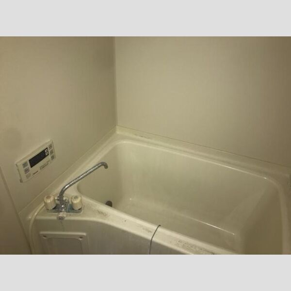 バス (B101　浴室)