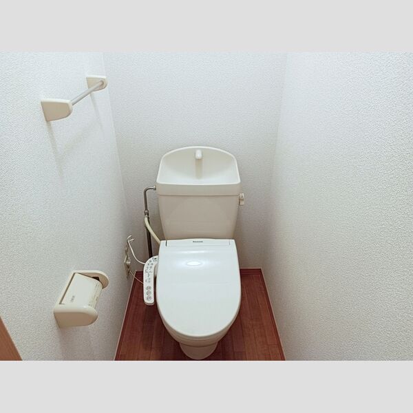 トイレ (103トイレ)