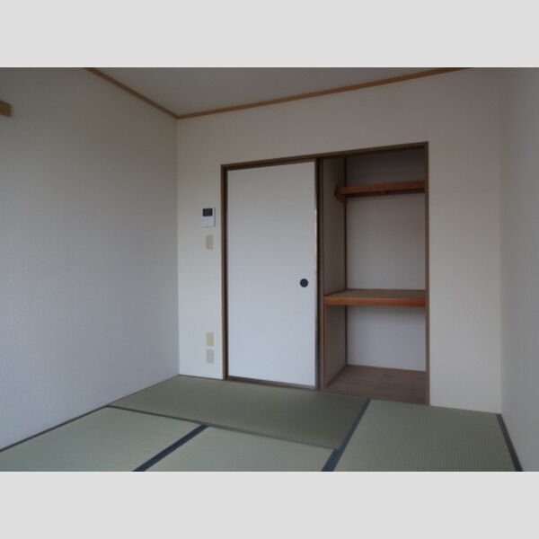 収納 (105　押入れ)