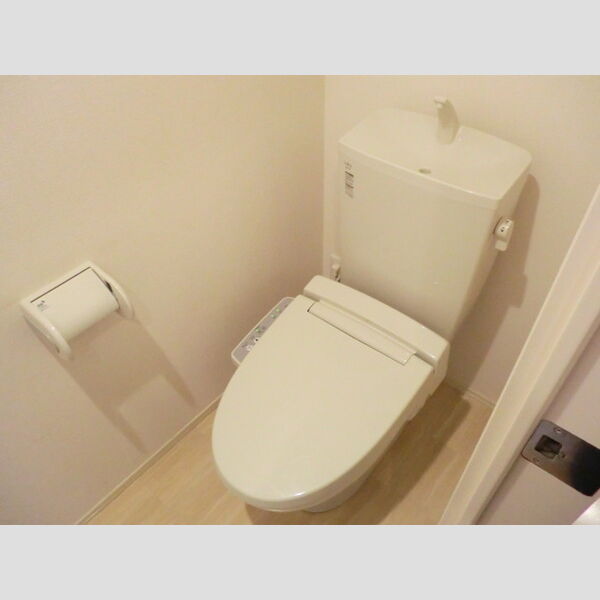 トイレ (102　トイレ)