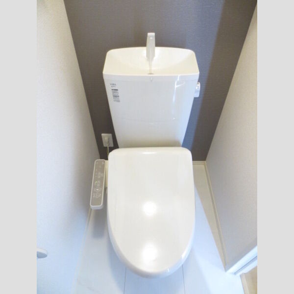 トイレ (102　温水洗浄便座)