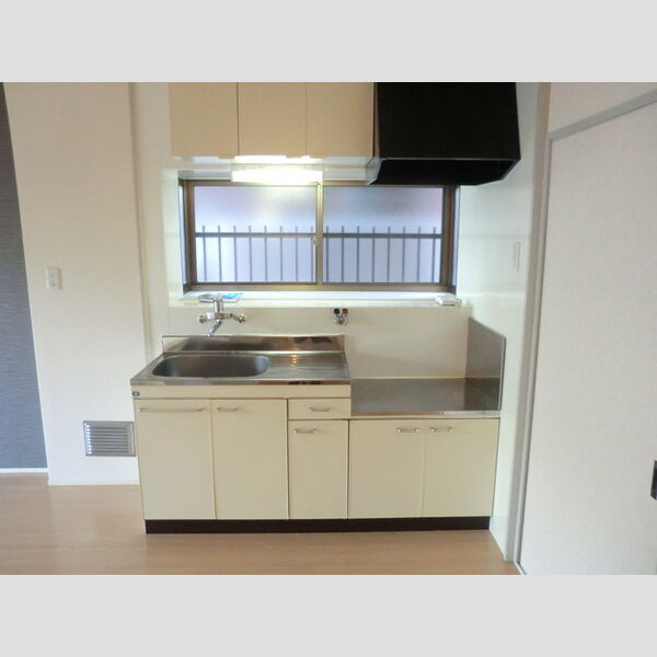 キッチン (105　キッチン)