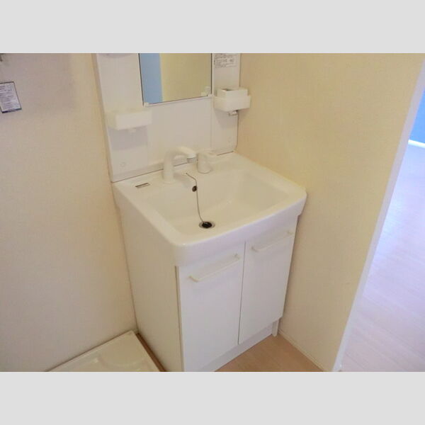 洗面所 (105　洗面所)