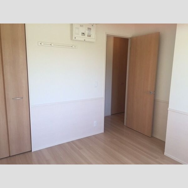 その他 (105　洋室)