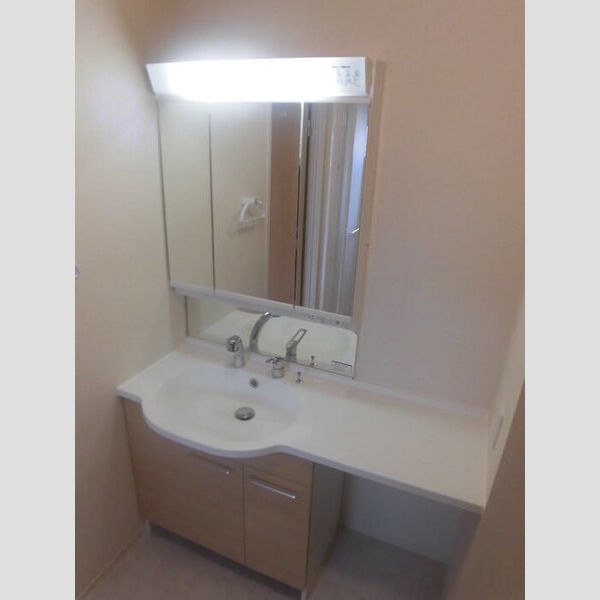 洗面所 (202　洗面室)