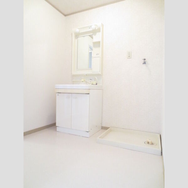 洗面所 (洗面所 205)