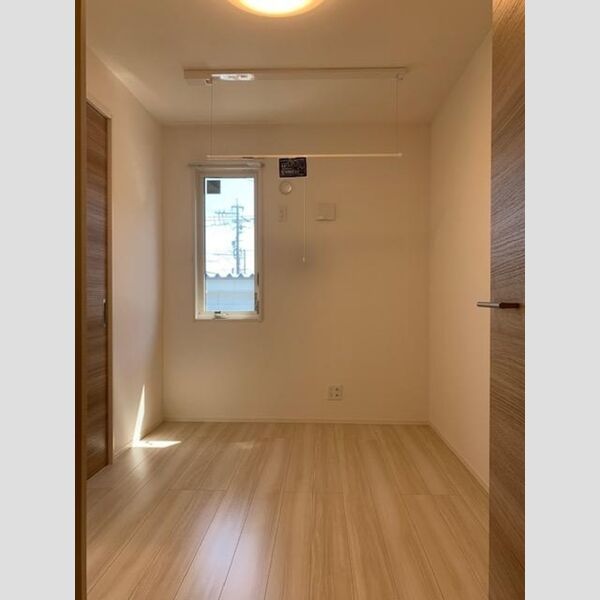 その他 (202洋室)