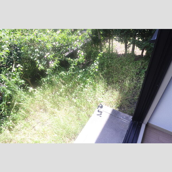 その他 (102　専用庭)