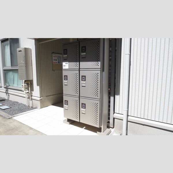 その他 (宅配ボックス)