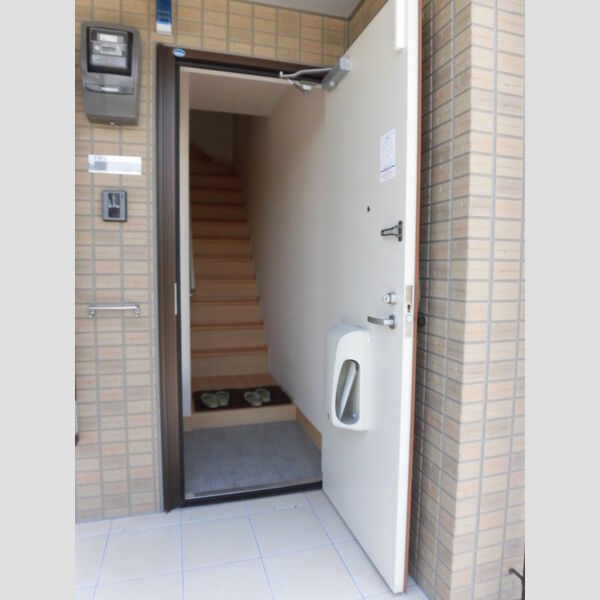 玄関 (201　玄関)