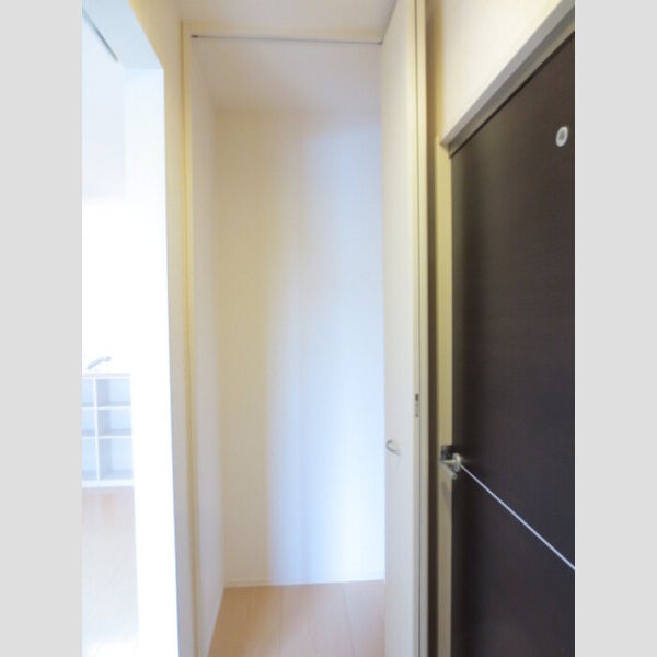 その他 (101　玄関物入れ)