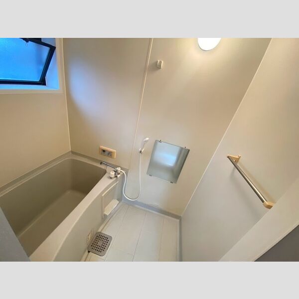 バス (105 浴室)