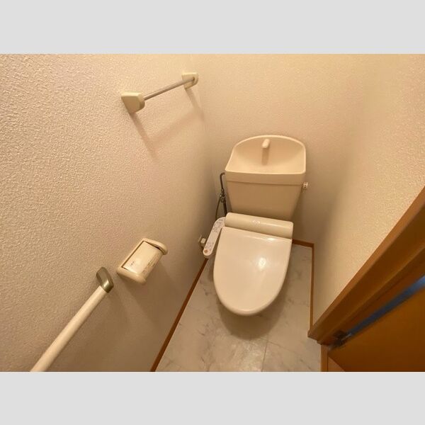 トイレ (105 トイレ)