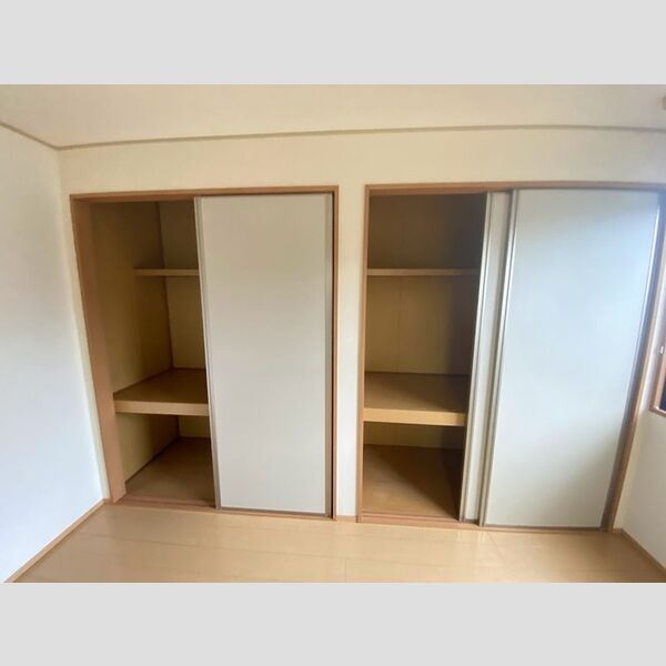 収納 (105 押し入れ)