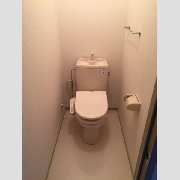 トイレ (105 温水洗浄暖房便座)