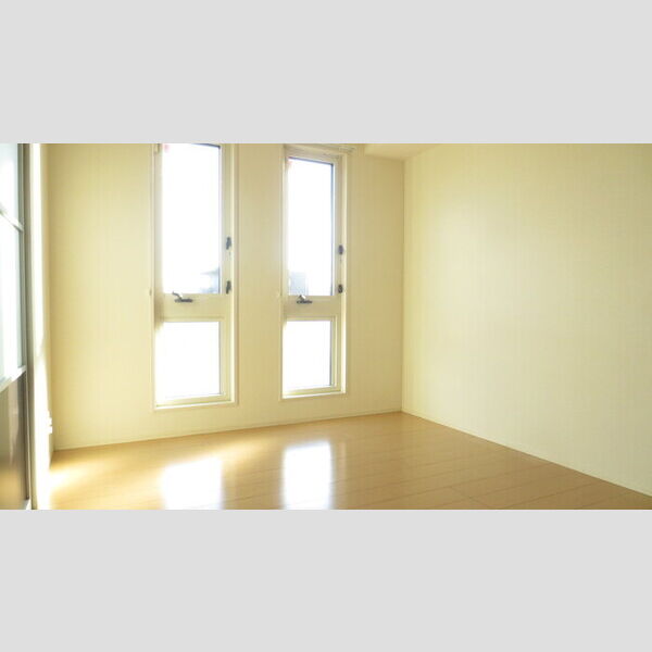 その他 (205　洋室5・5帖)