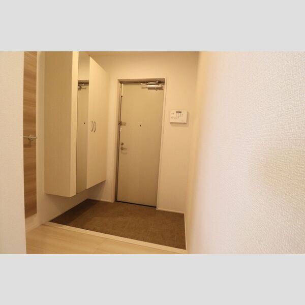 玄関 (303　玄関)