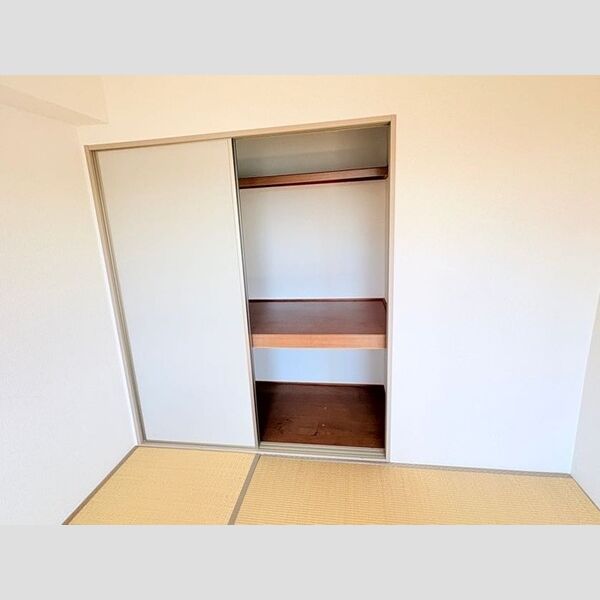 その他 (B201 和室物入)
