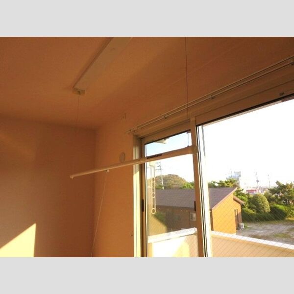 その他 (A棟　201　室内物干し)