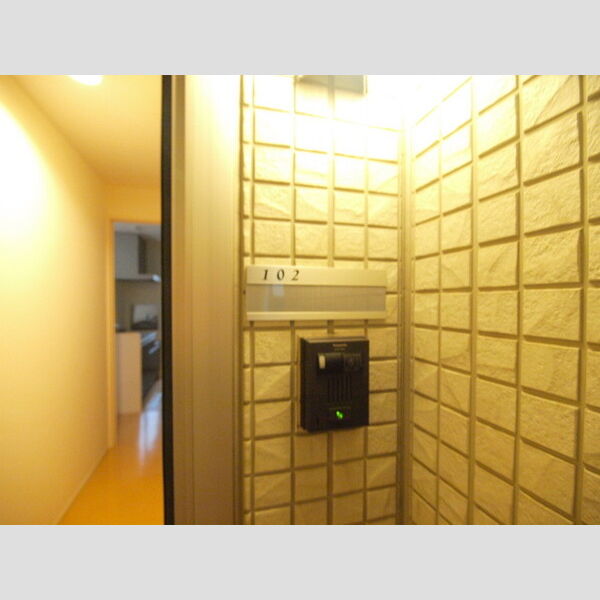 その他設備 (102　玄関インターホン)