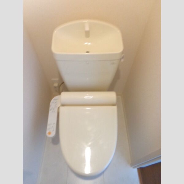 トイレ (102　温水洗浄暖房便座)
