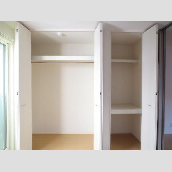 収納 (203　クローゼット)