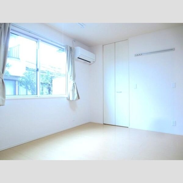 その他 (105号　洋室)