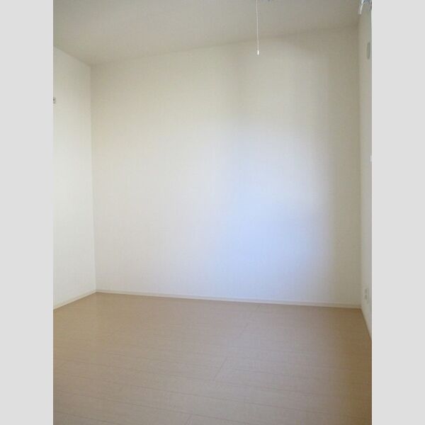 その他 (102 洋室)