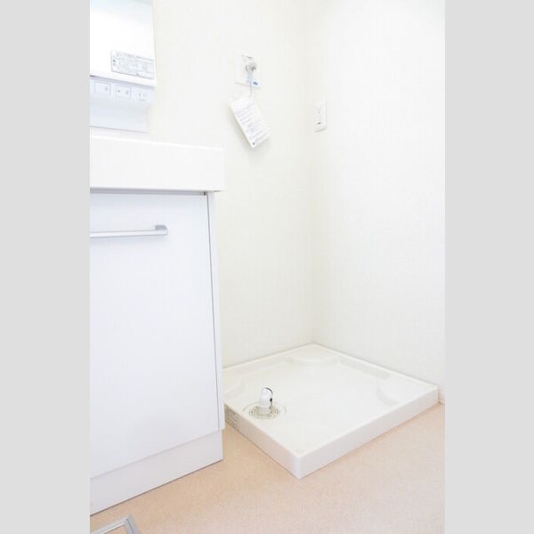 その他 (B103　室内洗濯機置き場)