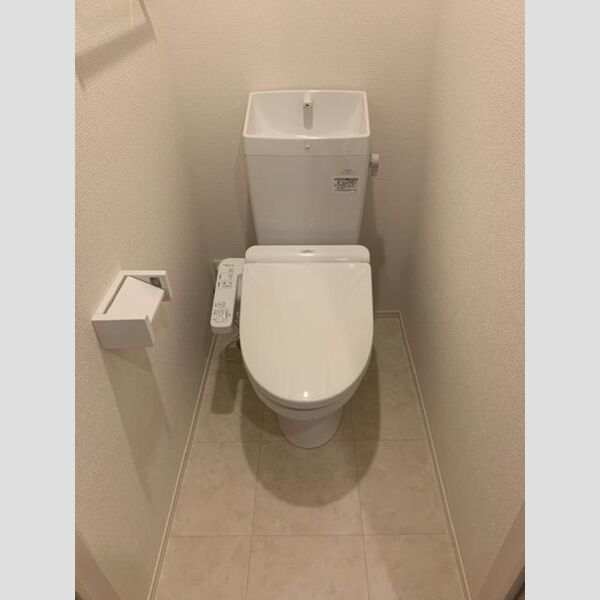 トイレ (101トイレ)