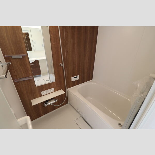 バス (205　浴室)