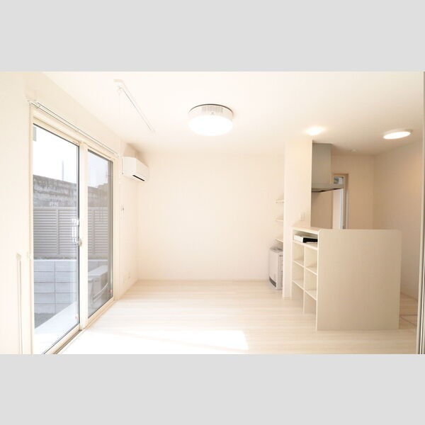 その他 (102　リビング)