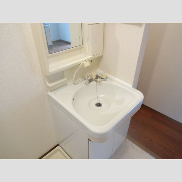 洗面所 (202　洗面所)