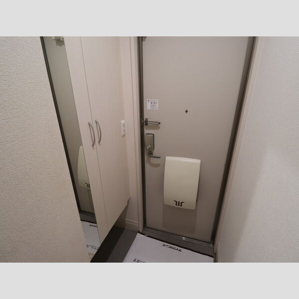 玄関 (玄関)