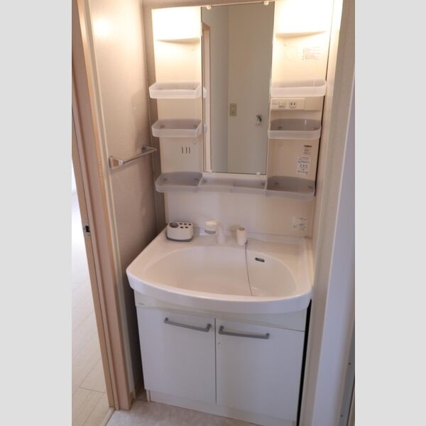 洗面所 (201　洗面)