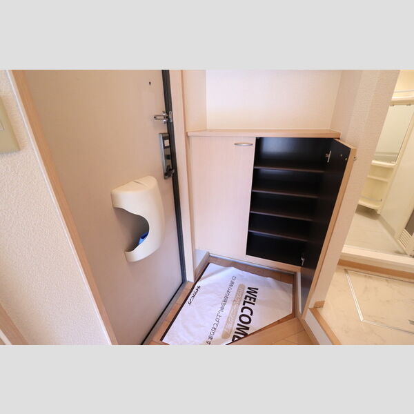 玄関 (203　玄関)