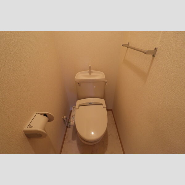 トイレ (203　温水洗浄暖房便座)