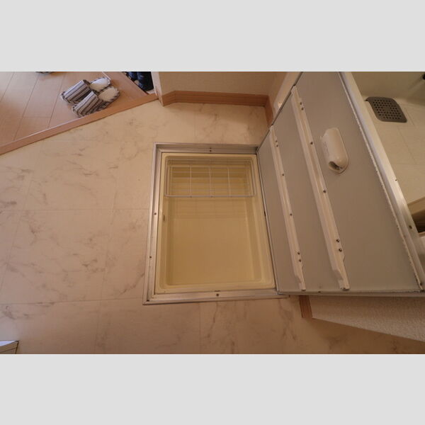 収納 (203　床下収納)