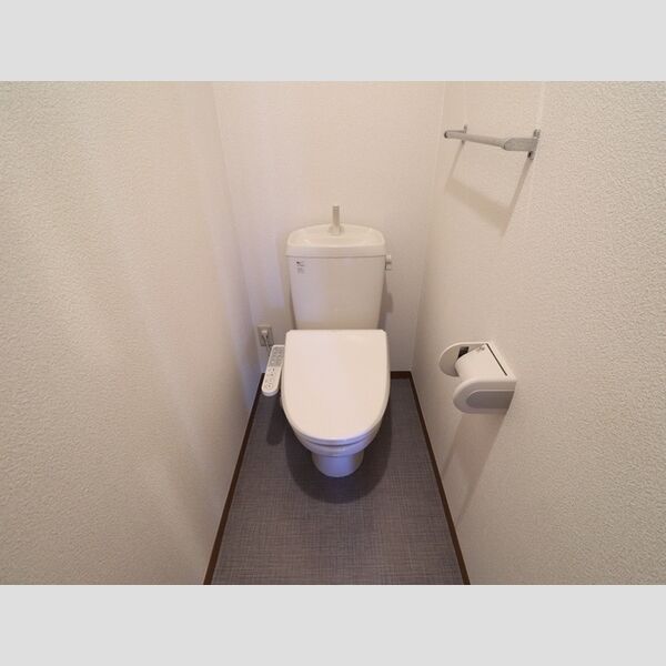 トイレ (温水洗浄暖房便座)