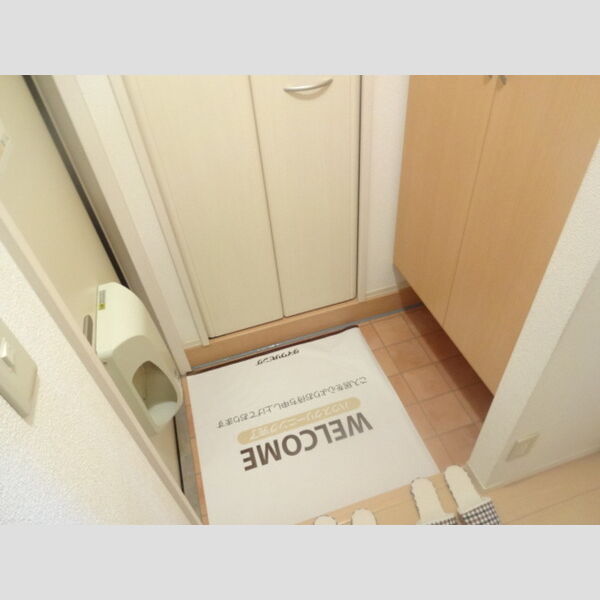玄関 (101 玄関)