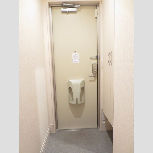 玄関 (203号 玄関)