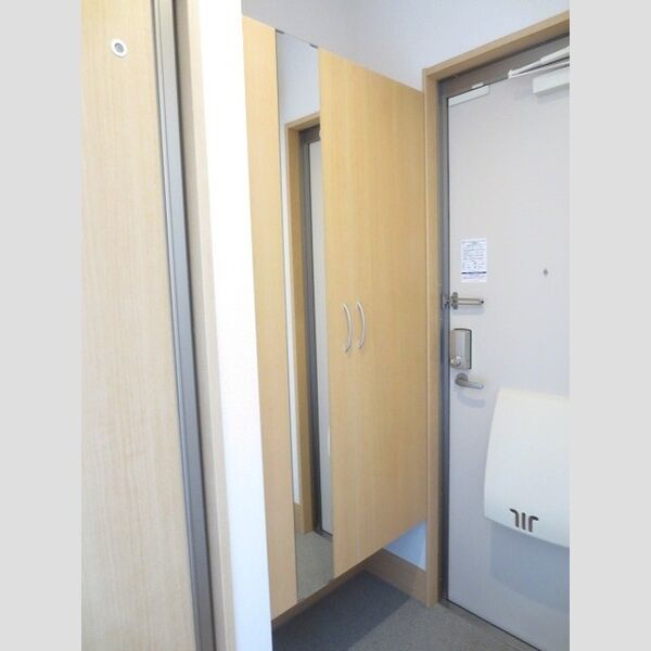 玄関 (102　玄関)