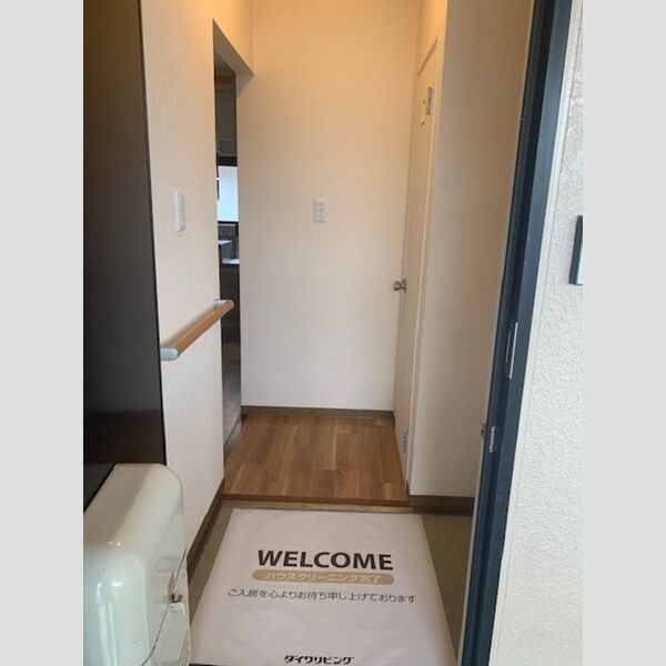 玄関 (203　玄関)