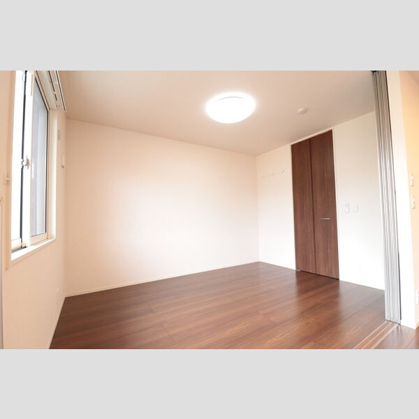 その他 (105　洋室)