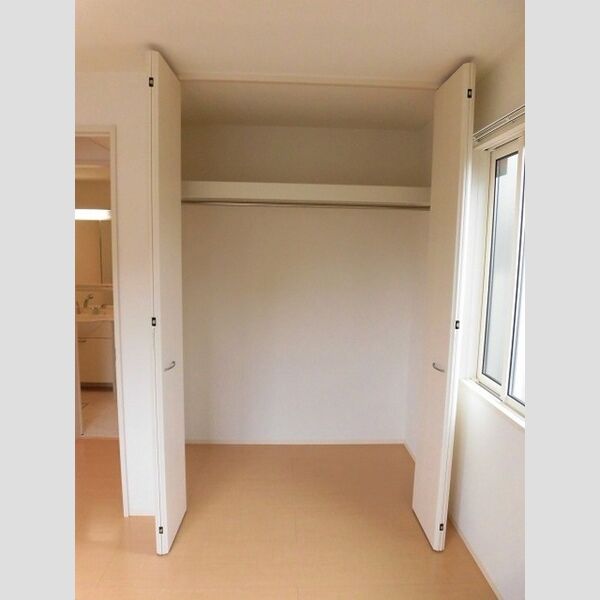 収納 (105 クローゼット)