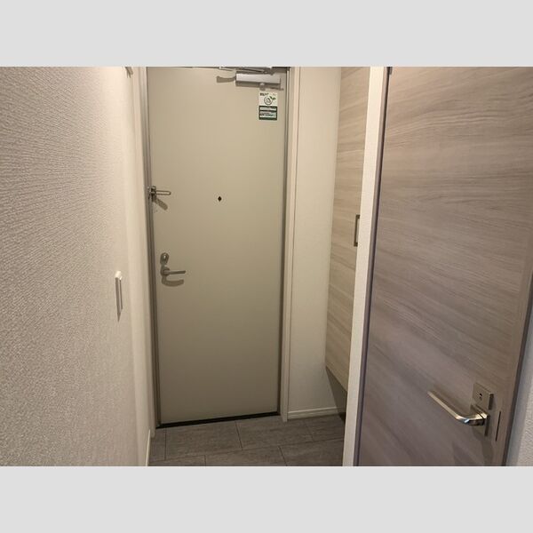 玄関 (205　玄関)