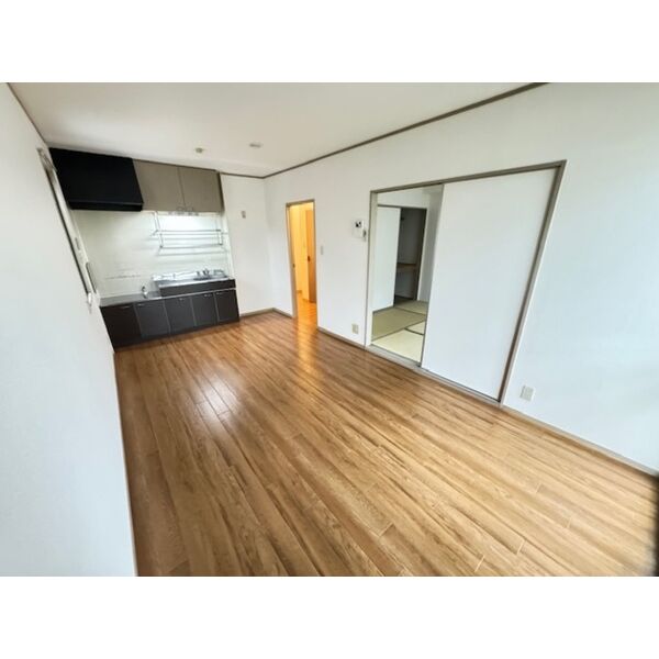 居室・リビング (B102 DK)