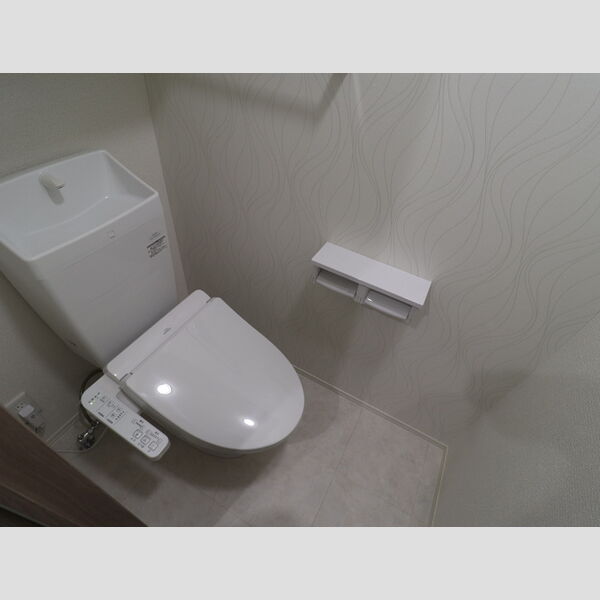 トイレ (温水洗浄暖房便座)