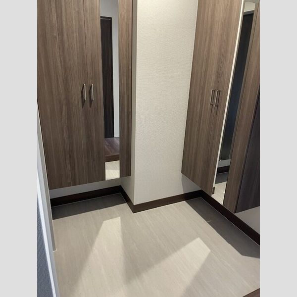 玄関 (玄関)
